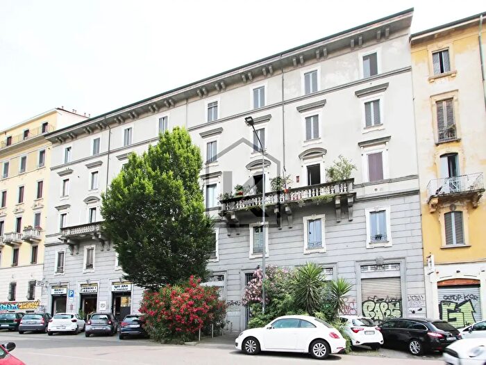 Appartamento bilocale in affitto in Via Brembo, Milano