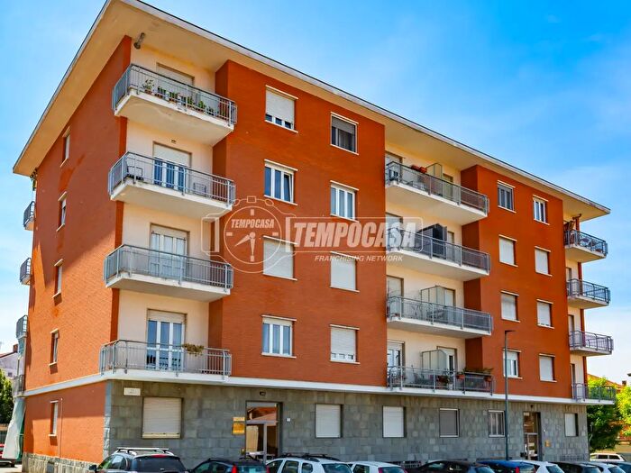 Appartamento trilocale in vendita in Via Carso, Gassino Torinese