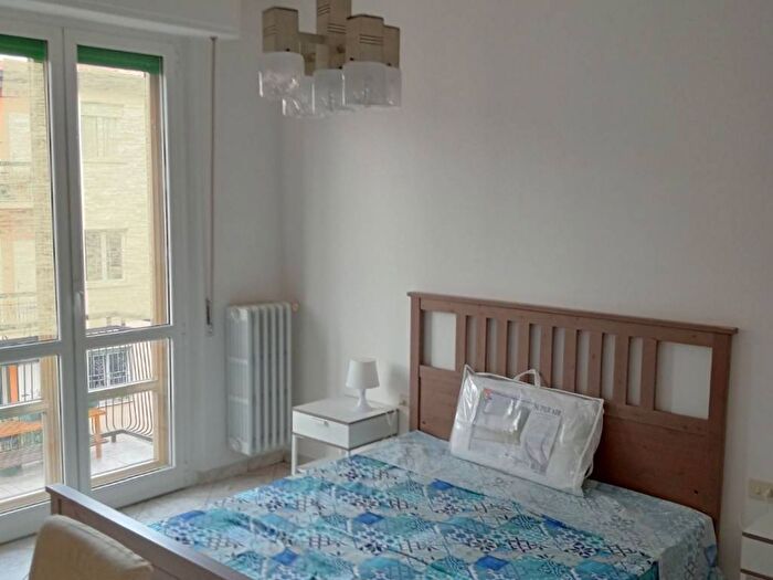 Appartamento con 5 locali in affitto in Via delle Panche, Careggi Rifredi Dalmazia, Firenze