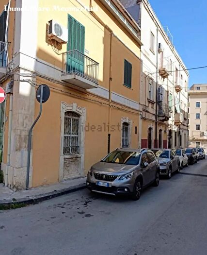 Appartamento con 6 locali in affitto in Via degli Orti di San Giorgio Siracusa Sr, Siracusa