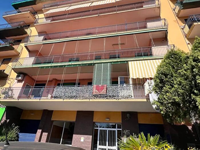 Appartamento bilocale in vendita in Via Giovanni Verga, Acireale