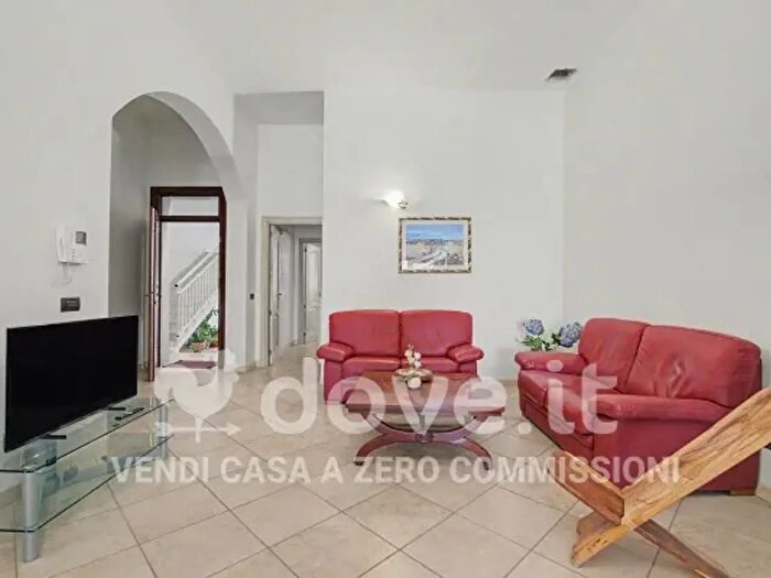Appartamento trilocale in vendita in Via Scardino Peregrino, Lecce