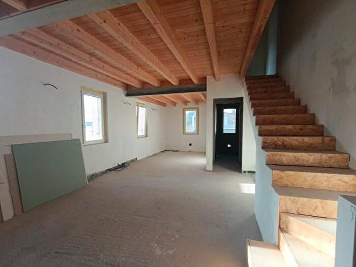 Appartamento trilocale in vendita in Via Crocefisso, Martinengo