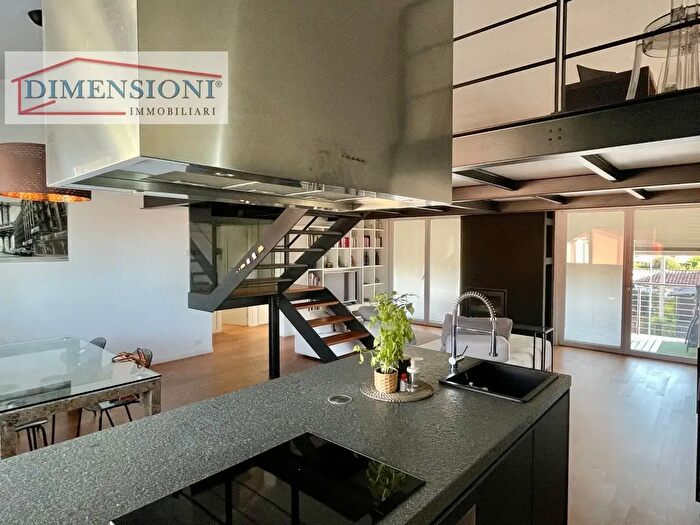 Appartamento con 6 locali in vendita in Selvazzano Dentro