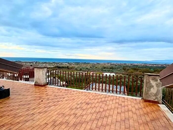 Appartamento con 5 locali in vendita in Via Nazionale, Santa Maria Del Cedro