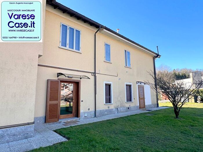 Appartamento bilocale in affitto in Via della Fontana, Centro, Casciago