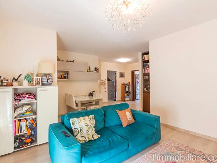 Appartamento con 5 locali in vendita in Via Antonio Pisano, Verona