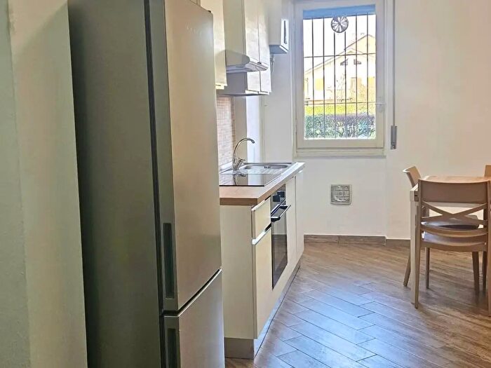 Appartamento bilocale in affitto in Via Tiziano, Garbagnate Milanese