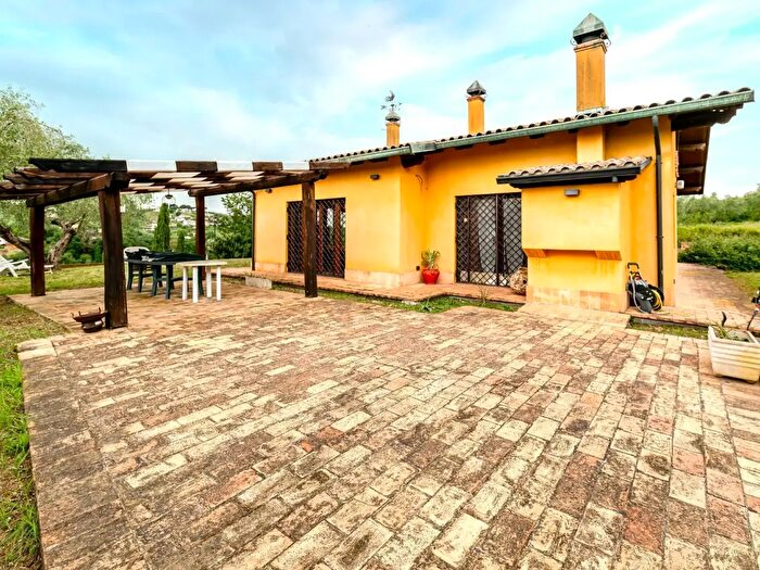 Casa con 5 locali in vendita in Via Fonte Lettiga, Mentana