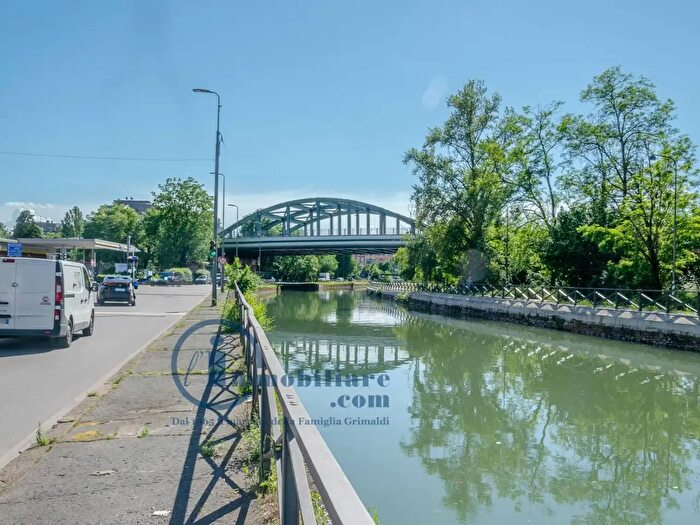 Appartamento trilocale in vendita in Via Lodovico Il Moro, Milano