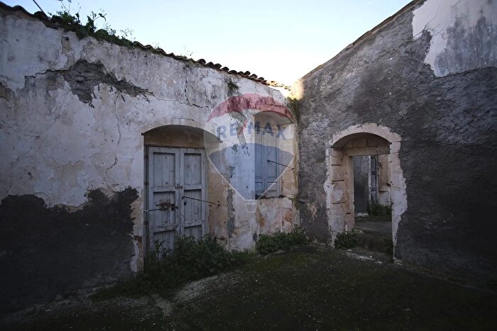 Casa bilocale in vendita in Via Principessa Iolanda, Canicattini Bagni