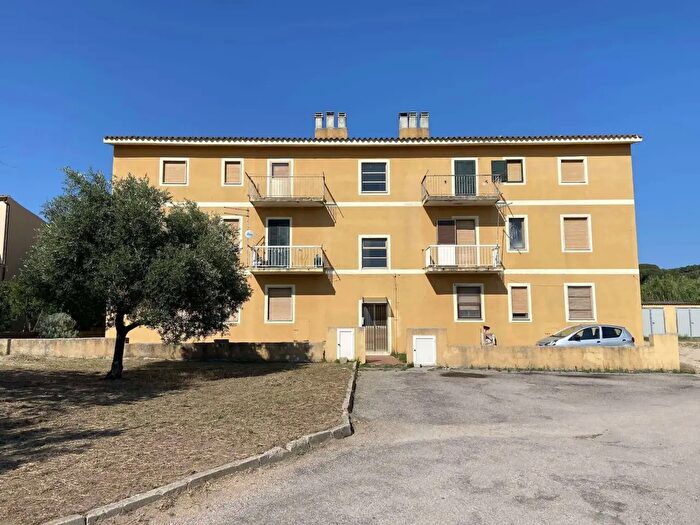 Appartamento trilocale in affitto in Via Rundines, Monti