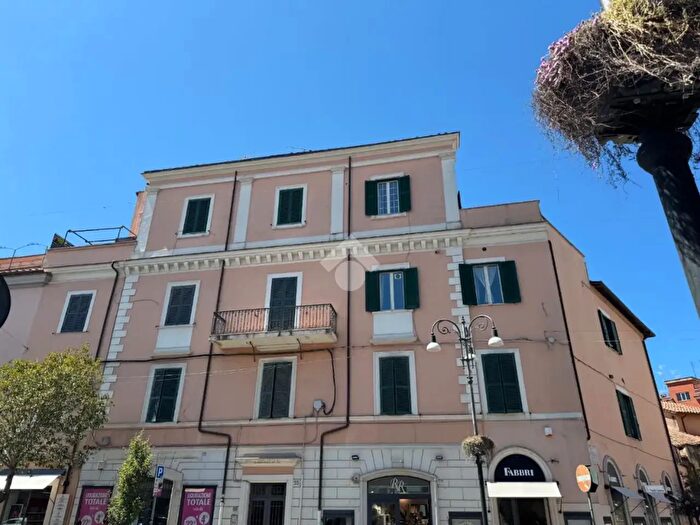 Appartamento bilocale in vendita in Corso Antonio Gramsci, Genzano Di Roma