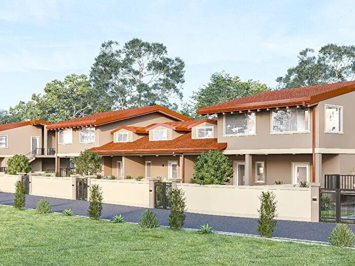 Casa quadrilocale in vendita in Via delle Calcare, Rocca Di Papa