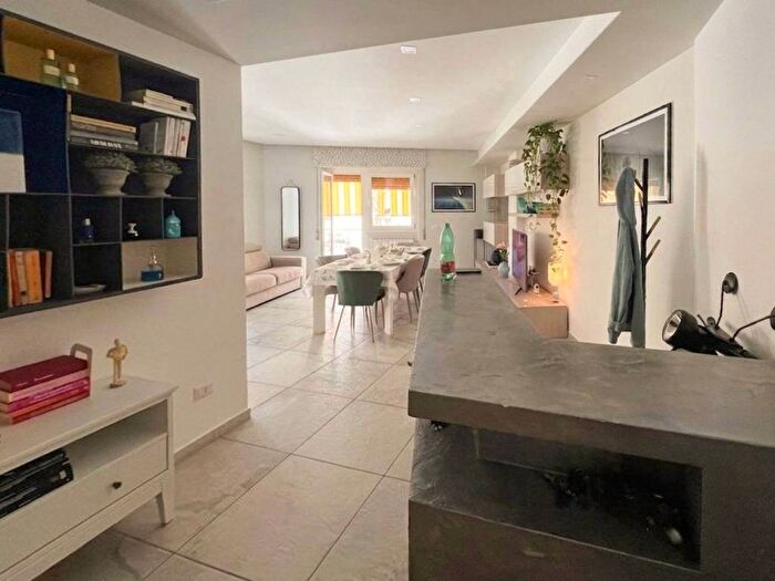 Appartamento bilocale in affitto in Via Michele di Lando, Bologna, Roma