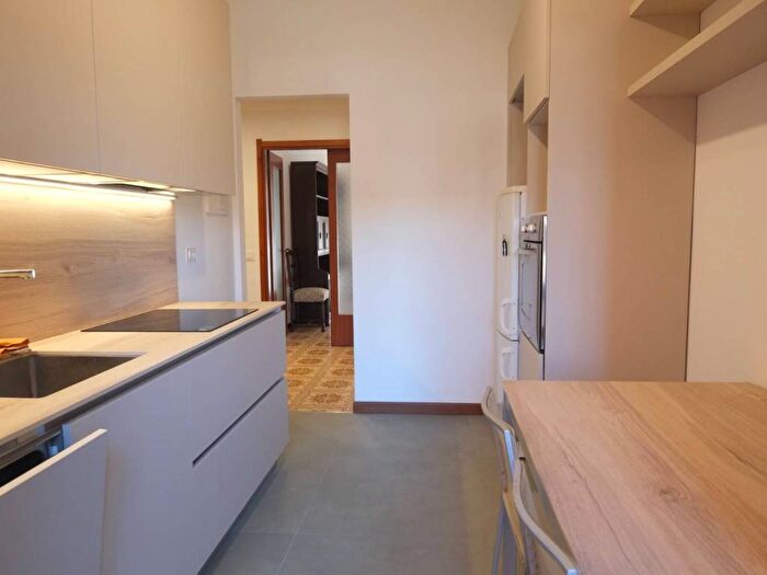 Appartamento con 5 locali in affitto in Via Marco d'Agrate, Corvetto, Milano
