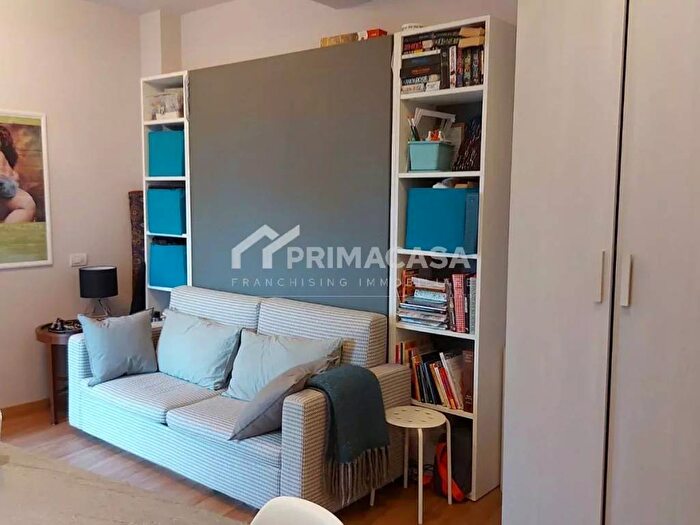 Appartamento monolocale in affitto in Via Iglesias, Gorla, Milano