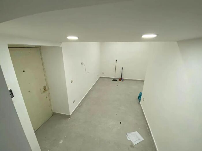 Appartamento monolocale in affitto in Via Pia, Napoli