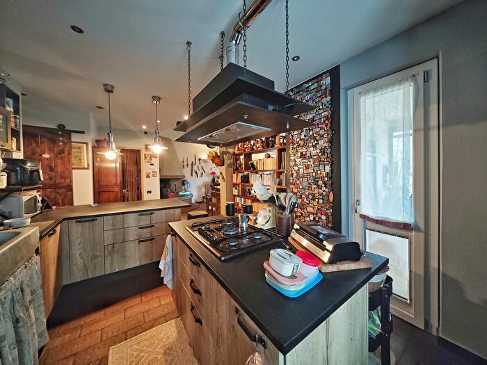 Casa con 5 locali in vendita in Via Arena, Ameglia