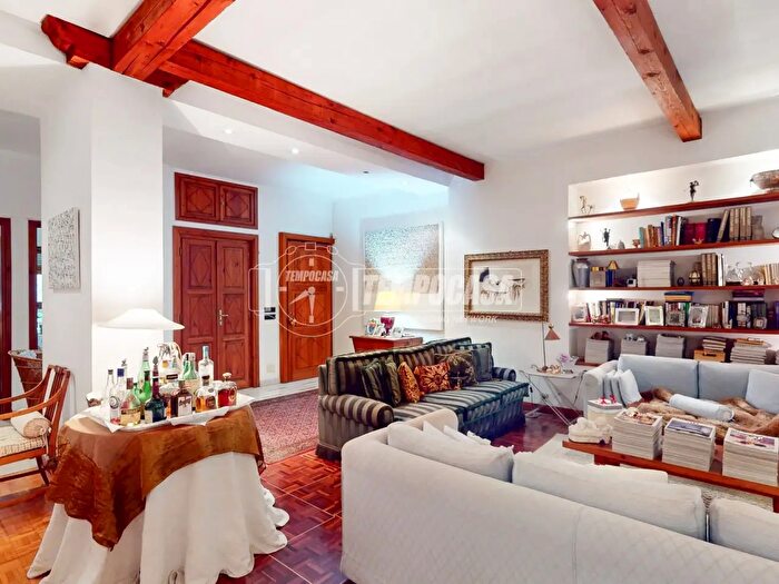 Appartamento con 5 locali in vendita in Via Michelangelo Buonarroti, Torino