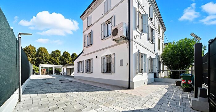 Casa trilocale in vendita in Via Antonio Gramsci, Cavezzo