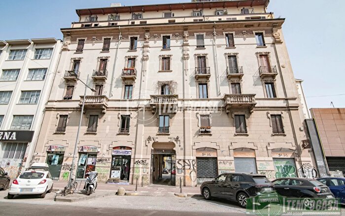 Appartamento bilocale in vendita in Via Padova, Milano