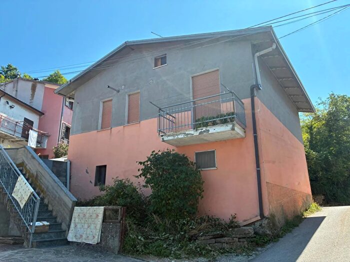 Casa in vendita in Soanne Pennabilli Rn, Pennabilli