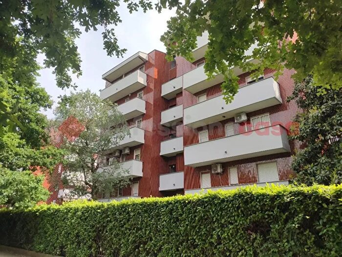 Appartamento trilocale in vendita in Via Mantegna a, Pioltello