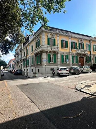 Appartamento con 6 locali in vendita in Via SantAndrea Avellino, Messina