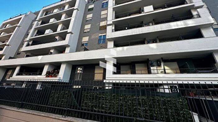 Appartamento trilocale in affitto in Viale Filippo Brunelleschi, Fiumicino