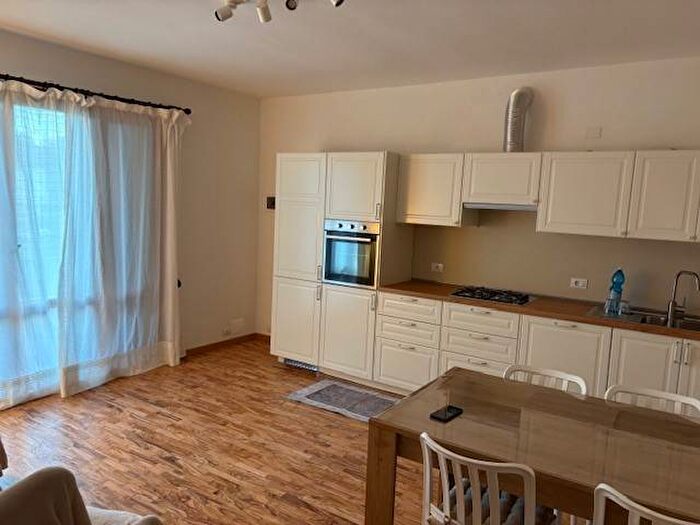 Appartamento con 5 locali in affitto in Via Mario Orsini, Galluzzo, Firenze