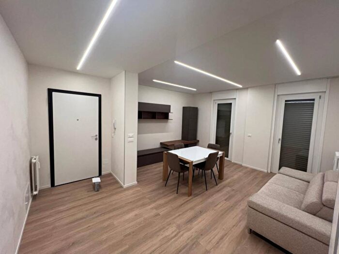 Appartamento quadrilocale in affitto in Via Daniele di Chinazzo, Mestre, Venezia