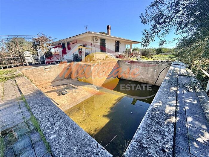 Casa con 5 locali in vendita in Strada Spinagallo, Siracusa