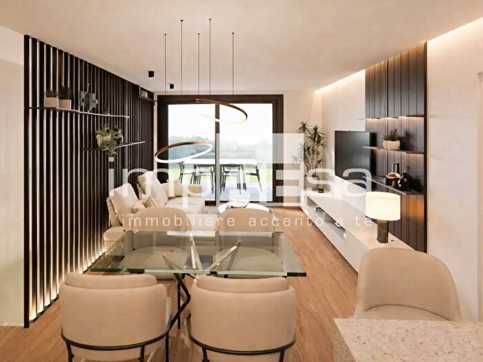 Appartamento trilocale in vendita in Strada Cornadella, Sacile