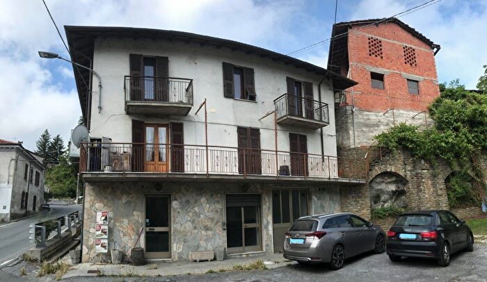 Appartamento in vendita in Roccavignale Savona Liguria Italia, Roccavignale