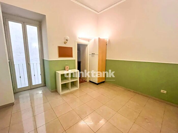 Appartamento trilocale in vendita in Via Antonino di San Giuliano, Catania