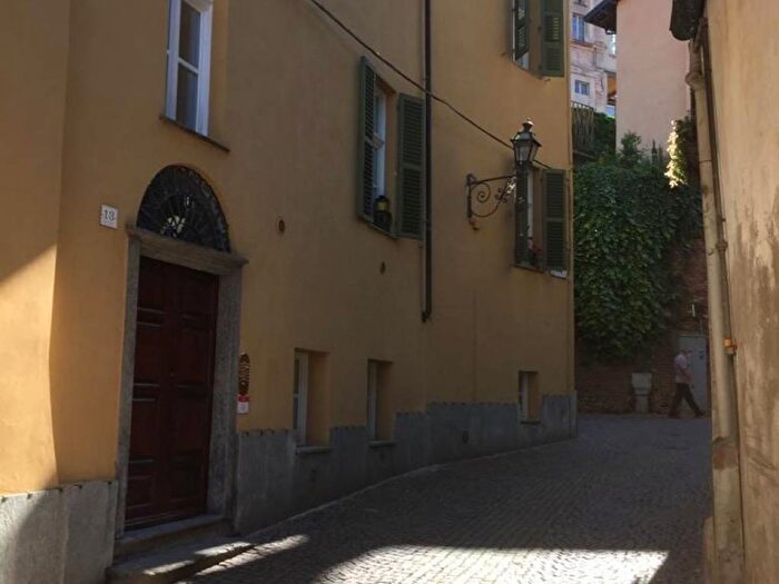 Appartamento bilocale in affitto in Via Adua, Centro, Saluzzo