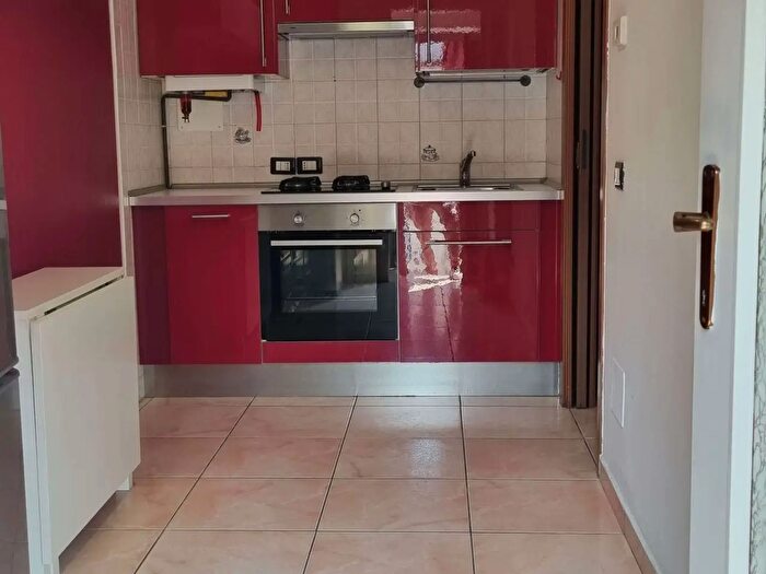 Appartamento bilocale in vendita in Via Cesare Battisti, Carugate