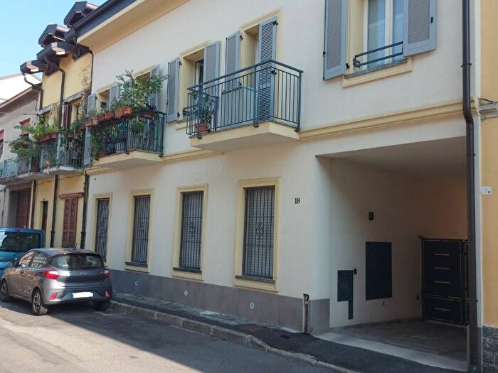 Appartamento bilocale in affitto in Via Monte Grappa, Via Monza, Lissone
