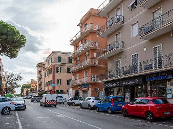 Appartamento trilocale in vendita in Via di Tor Sapienza, Roma