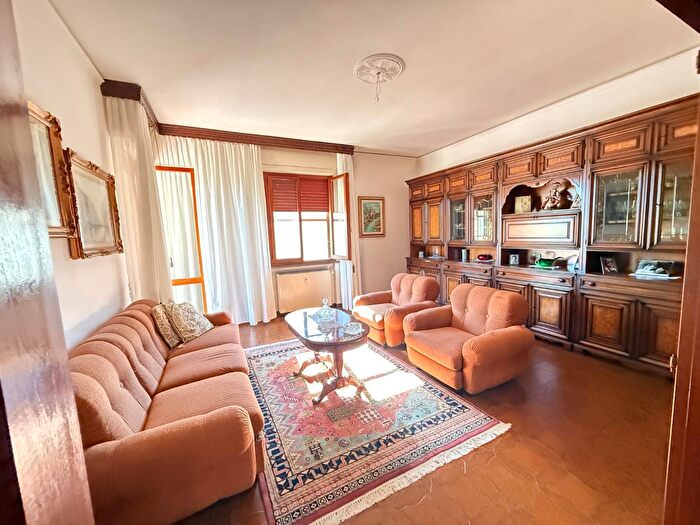 Appartamento con 5 locali in vendita in Iulio Masini, Empoli