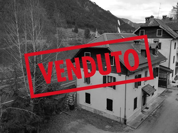 Appartamento trilocale in vendita in Via Fella, Malborghetto Valbruna