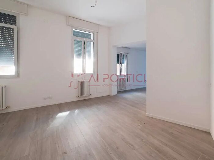 Appartamento con 6 locali in vendita in Piazza Vittorio Emanuele, Piove Di Sacco