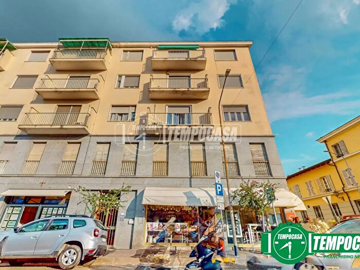 Appartamento trilocale in vendita in Valenza