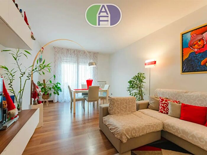 Appartamento quadrilocale in vendita in Via Giuseppe Gozzi, Venezia