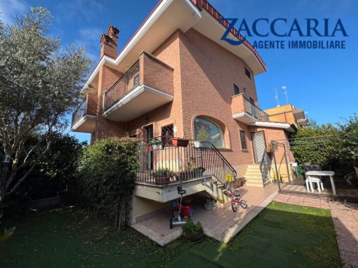 Casa trilocale in affitto in Via Oreste Nigro, Bufalotta, Roma