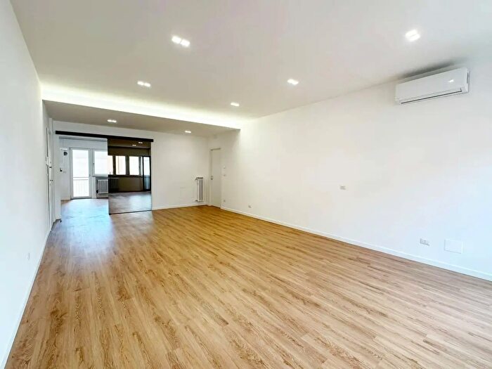Appartamento con 5 locali in vendita in Barletta