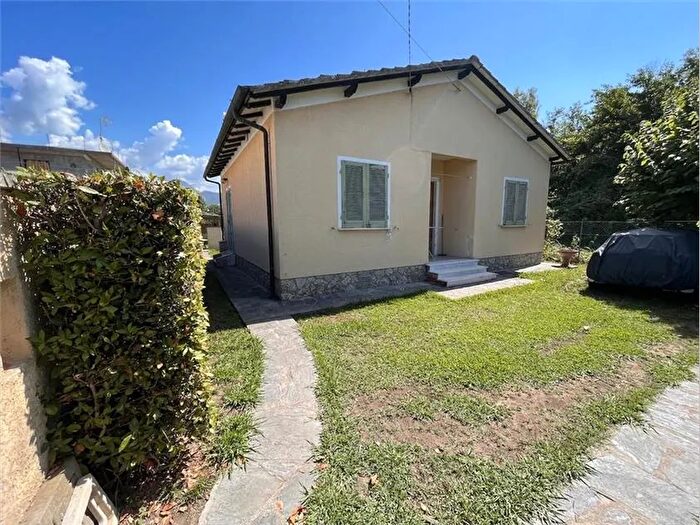 Casa in vendita in Forte Dei Marmi