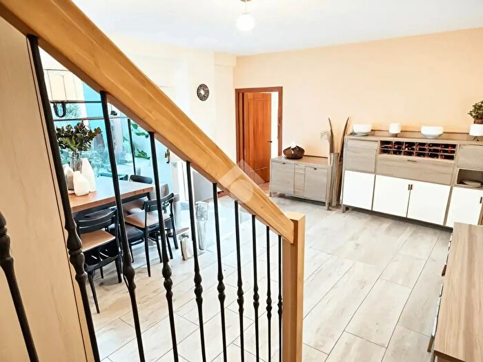 Appartamento trilocale in vendita in Appartamento Via Monte Sirente, Anguillara Sabazia