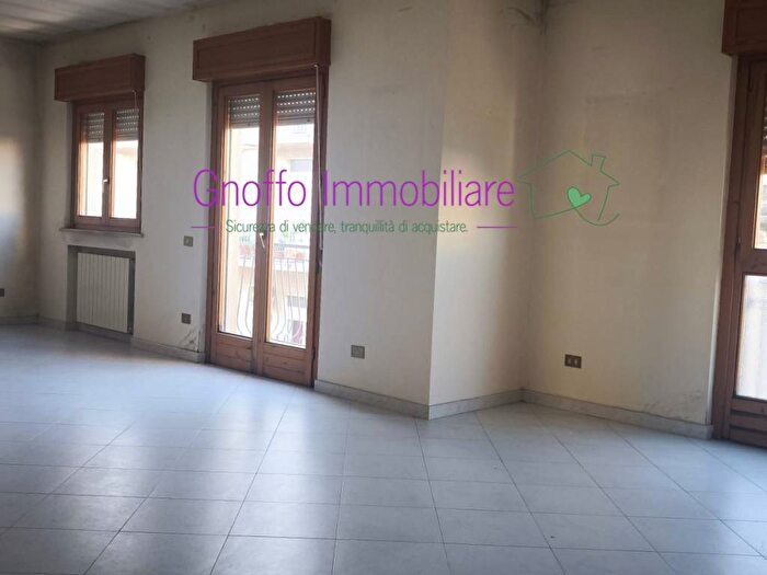 Appartamento con 5 locali in affitto in Via Vespri, Centro, Valderice